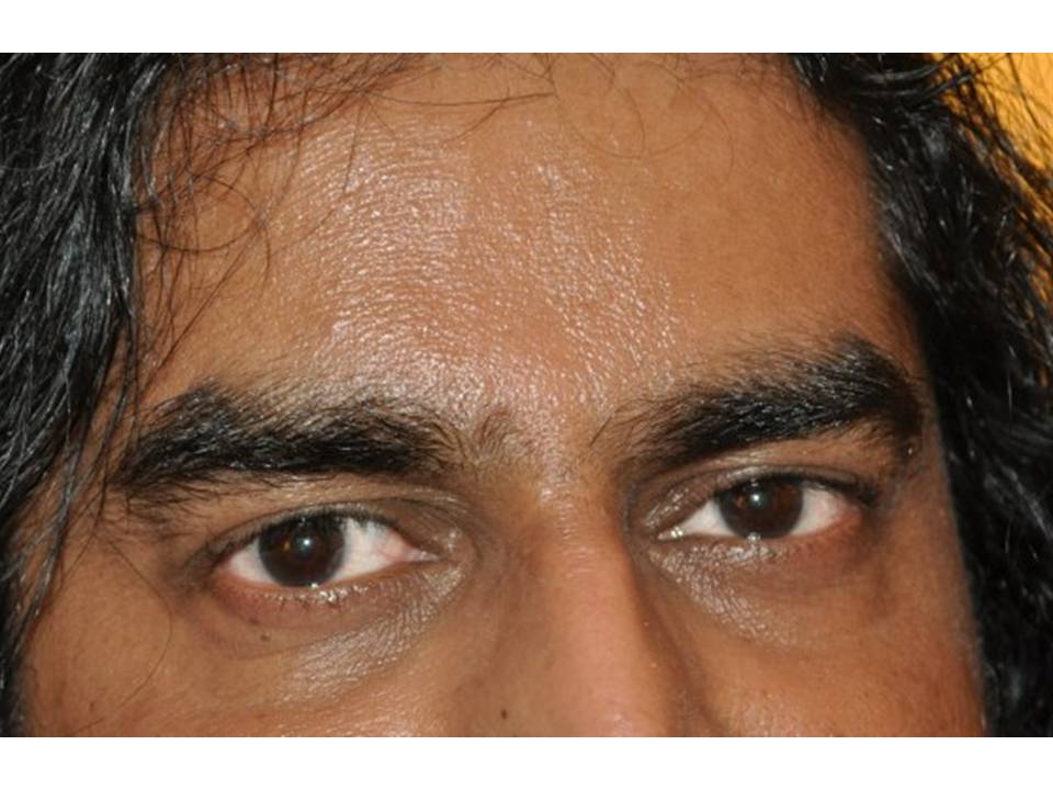 Mohanji's eyes